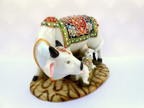Elegant Cow and Calf Figurine2